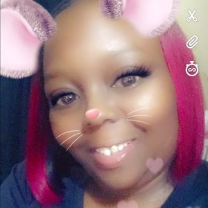 Meet your Posher, Tonya